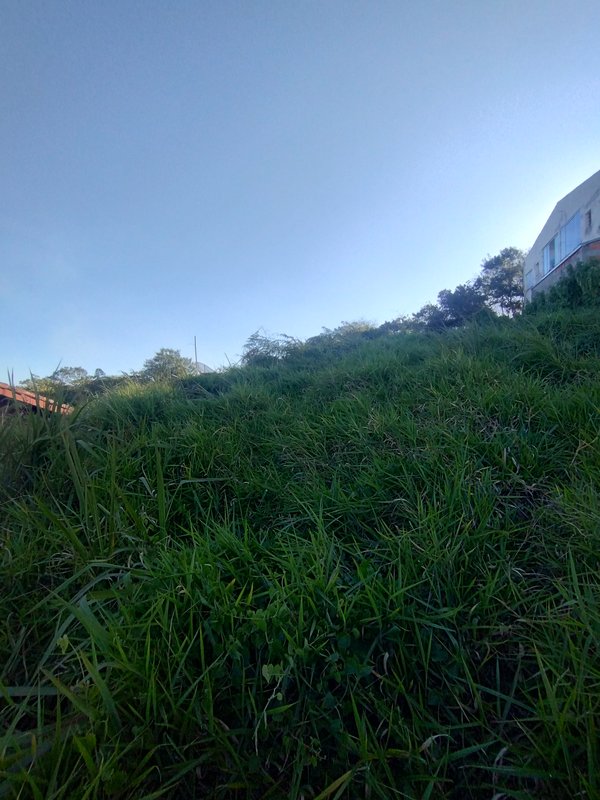 Terreno com boa topografia à venda no Jardim Rosa Helena  Igaratá - 