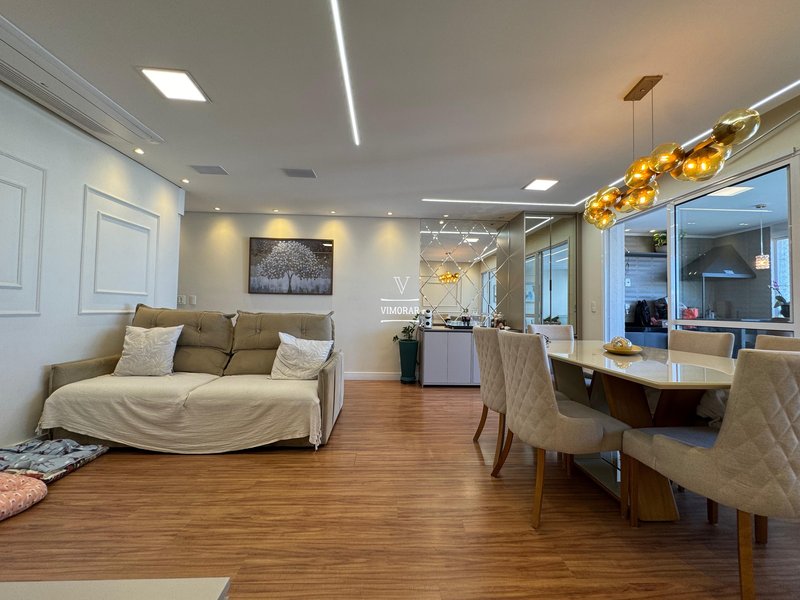Apartamento 3 dormitórios sendo 1 suíte + 2 vagas de garagem  Guarulhos - 