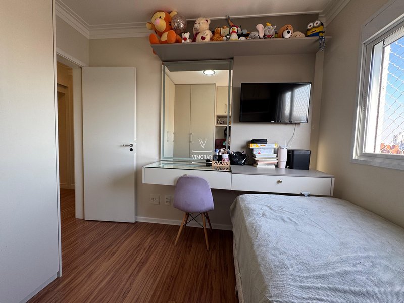 Apartamento 3 dormitórios sendo 1 suíte + 2 vagas de garagem  Guarulhos - 