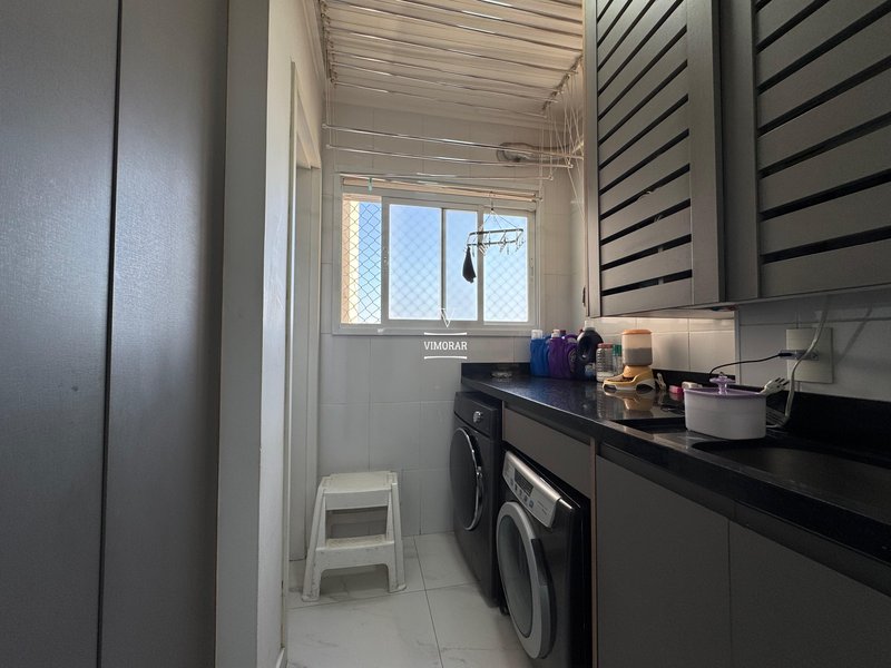 Apartamento 3 dormitórios sendo 1 suíte + 2 vagas de garagem  Guarulhos - 