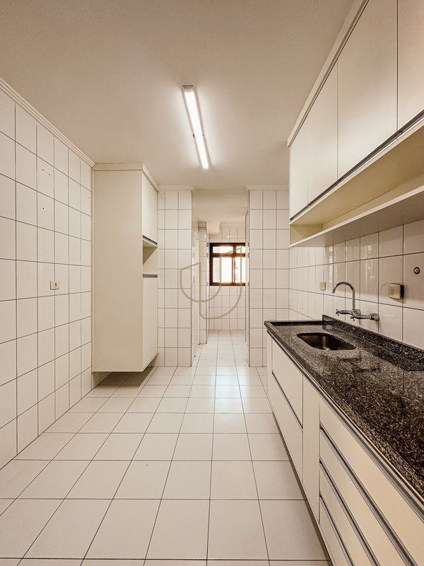 Apartamento com 4 Dormitórios no Condomínio Residencial Grand Classique Rua Geraldo Vieira São José dos Campos - 