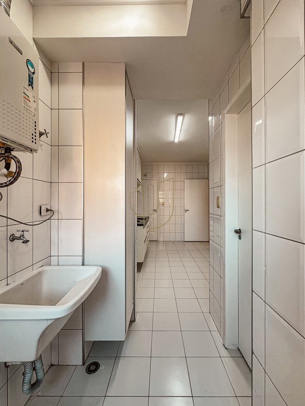 Apartamento com 4 Dormitórios no Condomínio Residencial Grand Classique Rua Geraldo Vieira São José dos Campos - 