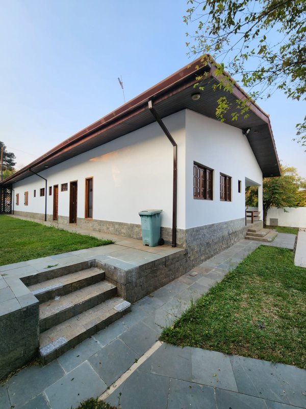 Casa à venda em condomínio fechado Rua Turquesa Jandira - 