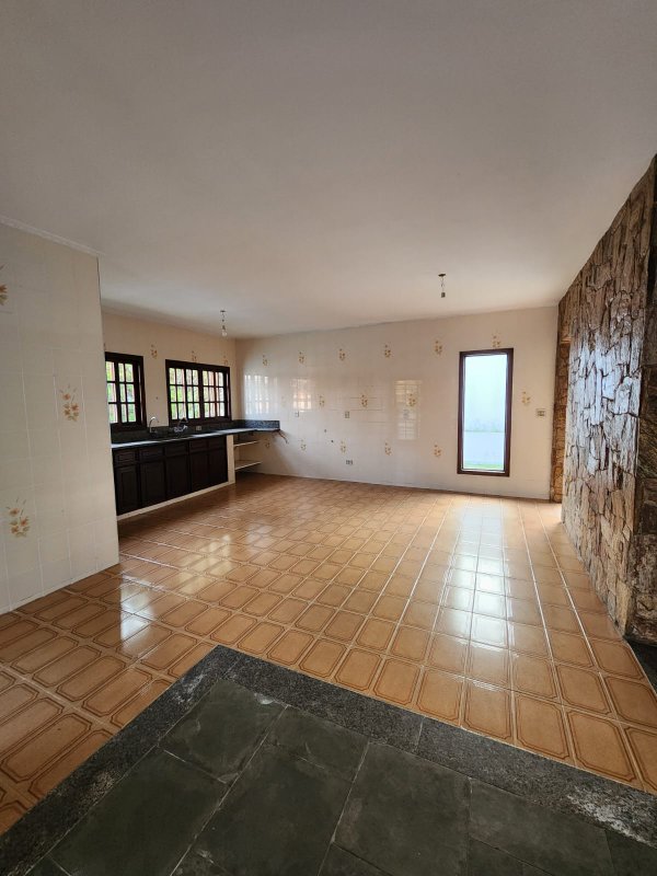 Casa à venda em condomínio fechado Rua Turquesa Jandira - 