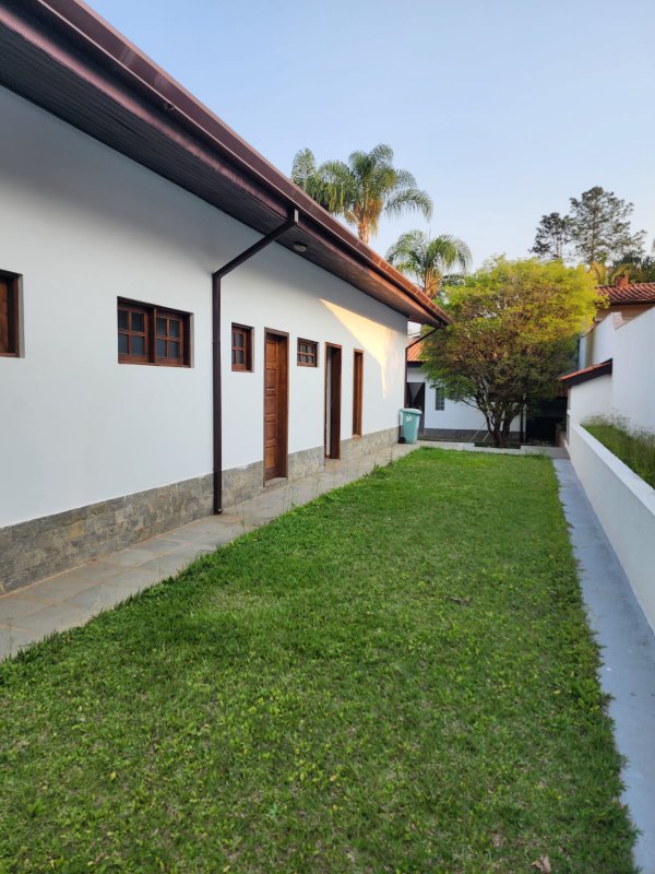 Casa à venda em condomínio fechado Rua Turquesa Jandira - 