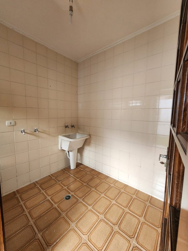 Casa à venda em condomínio fechado Rua Turquesa Jandira - 