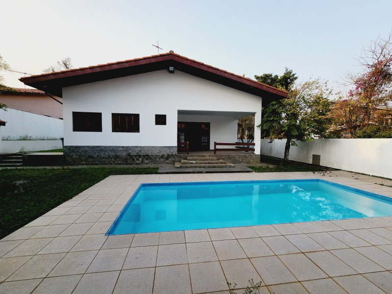 Casa à venda em condomínio fechado Rua Turquesa Jandira - 