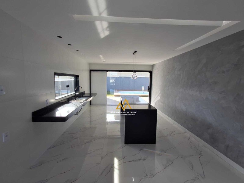 Casa à venda com 3 dormitórios 178m² por R$1.200.000,00 - Cajueiros(Itaipuaçu)-Maricá/RJ Estrada dos Cajueiros Maricá - 
