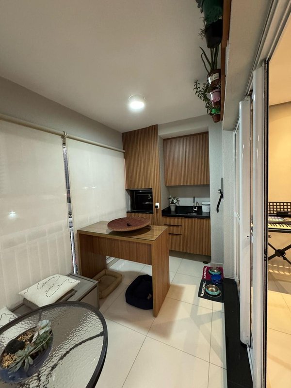 APARTAMENTO Á VENDA - 100m² - 3 DORMITÓRIOS (1 SUÍTE) - 3 BANHEIROS - 2 VAGAS Avenida Marquês de São Vicente São Paulo - 