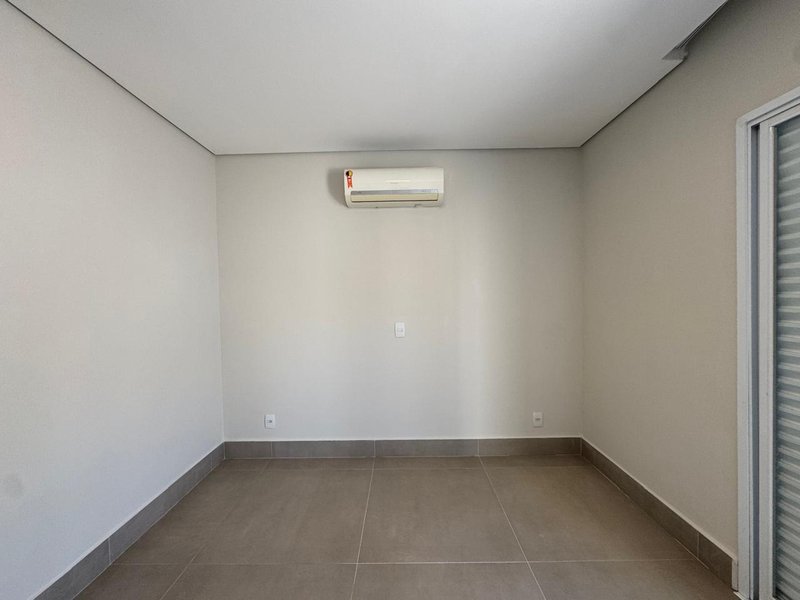 Encante-se com este Sobrado Exclusivo no Swiss Park – Elegância e Conforto em Cada Detalhe Rodovia Anhangüera Campinas - 