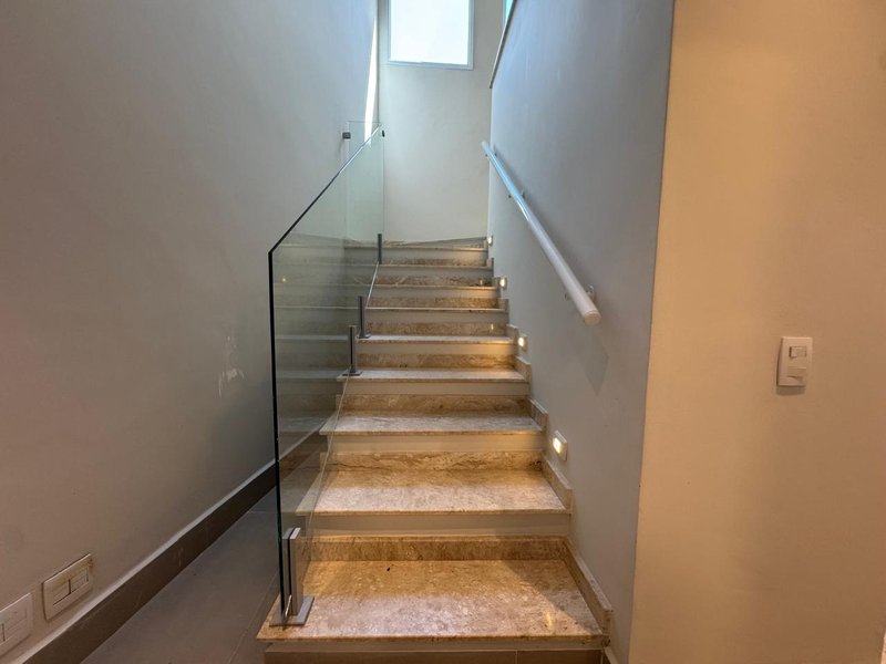 Encante-se com este Sobrado Exclusivo no Swiss Park – Elegância e Conforto em Cada Detalhe Rodovia Anhangüera Campinas - 