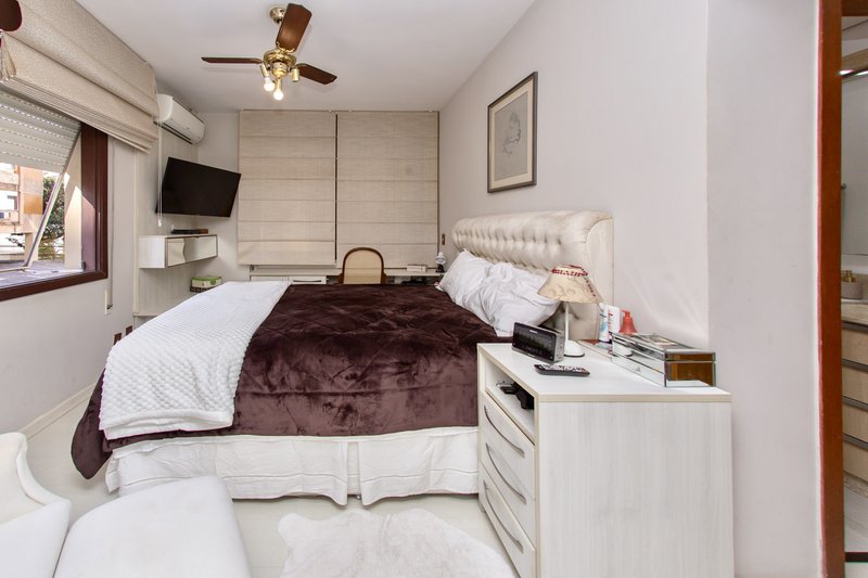 R$ 1.200.000 - PRAÇA DA ENCOL - APARTAMENTO - 128M2 - 3 DORM - SUÍTE - 1 VAGA - INFRA Rua Passo da Pátria Porto Alegre - 