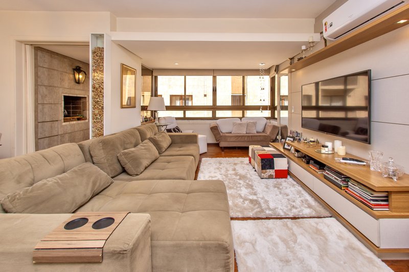 R$ 1.200.000 - PRAÇA DA ENCOL - APARTAMENTO - 128M2 - 3 DORM - SUÍTE - 1 VAGA - INFRA Rua Passo da Pátria Porto Alegre - 
