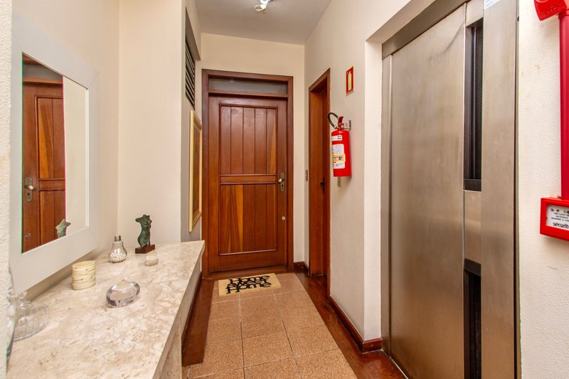 R$ 1.200.000 - PRAÇA DA ENCOL - APARTAMENTO - 128M2 - 3 DORM - SUÍTE - 1 VAGA - INFRA Rua Passo da Pátria Porto Alegre - 