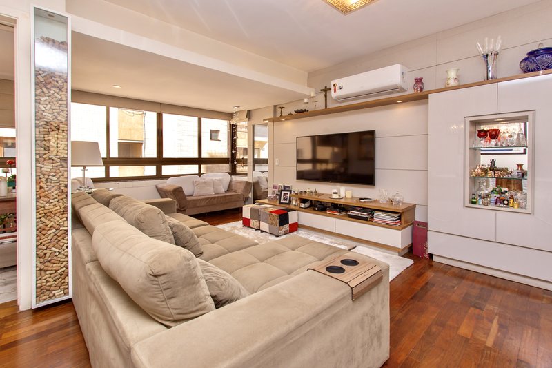 R$ 1.200.000 - PRAÇA DA ENCOL - APARTAMENTO - 128M2 - 3 DORM - SUÍTE - 1 VAGA - INFRA Rua Passo da Pátria Porto Alegre - 