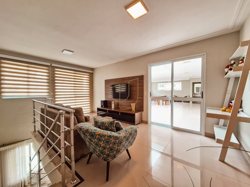Cobertura Duplex com 2 Suítes no Residencial Paloma Rua do Aruana São José dos Campos - 