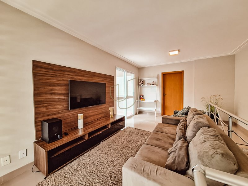 Cobertura Duplex com 2 Suítes no Residencial Paloma Rua do Aruana São José dos Campos - 