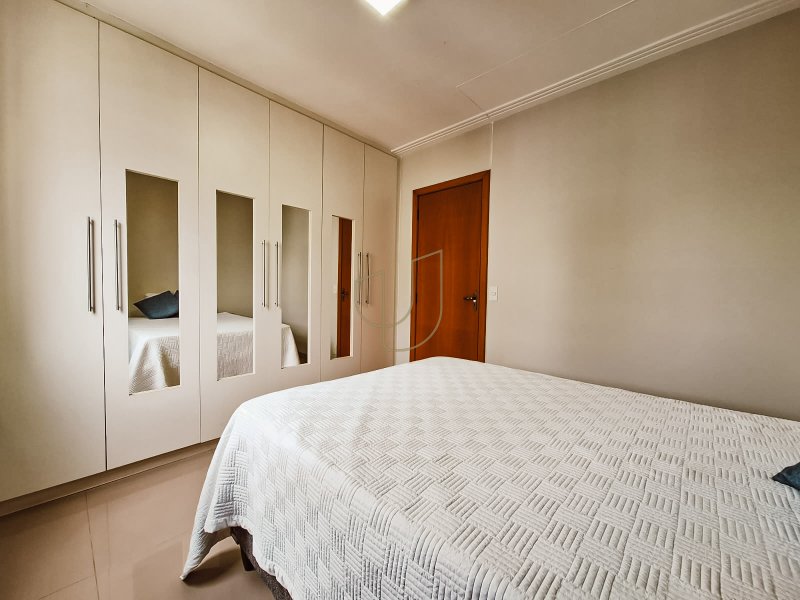 Cobertura Duplex com 2 Suítes no Residencial Paloma Rua do Aruana São José dos Campos - 