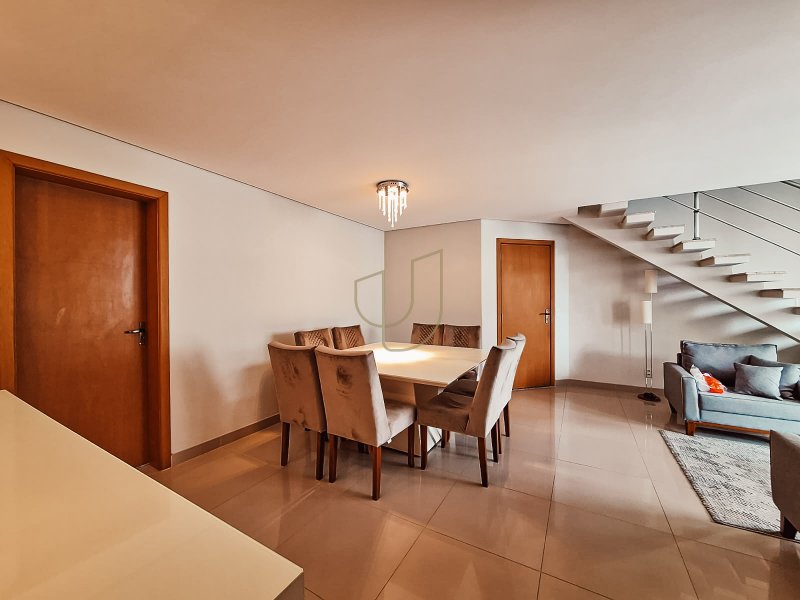 Cobertura Duplex com 2 Suítes no Residencial Paloma Rua do Aruana São José dos Campos - 