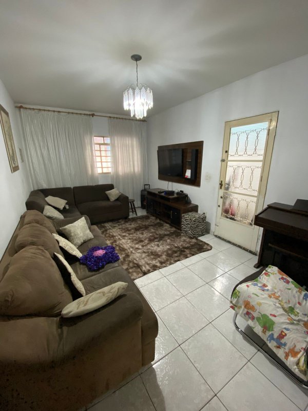 Casa 3dormitórios - Vila Brasileira  Mogi das Cruzes - 