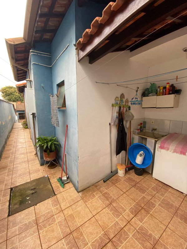 Casa 3dormitórios - Vila Brasileira  Mogi das Cruzes - 