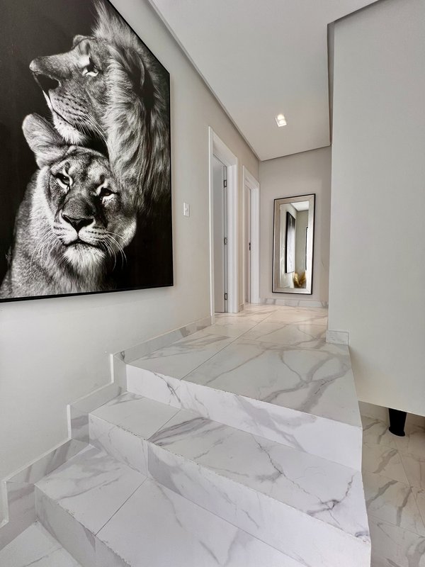 Casa duplex magnífica com 4 suítes em Vargem Pequena  Rio de Janeiro - 