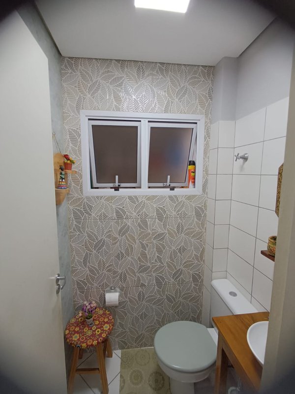 Sobrado com área Gourmet e espaço integrado no Condomínio Caminho do Mar  Mogi das Cruzes - 