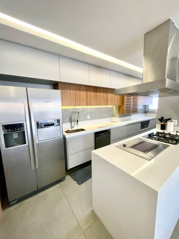 APARTAMENTO PARA LOCAÇÃO - 103m² - 3 QUARTOS - 2 VAGAS - MOBILIADO - LINDO!! Avenida Marquês de São Vicente São Paulo - 