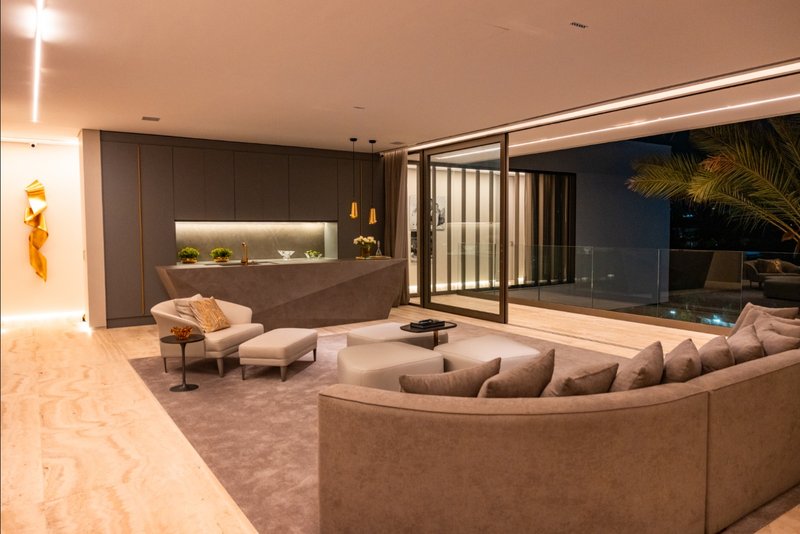 MANSÃO A VENDA EXCLUSIVA ÚNICA - 3.323M² ÁREA CONSTRUÍDA - MOBILIADA E DECORADA ASSINADA! Alameda Seul Santana de Parnaíba - 