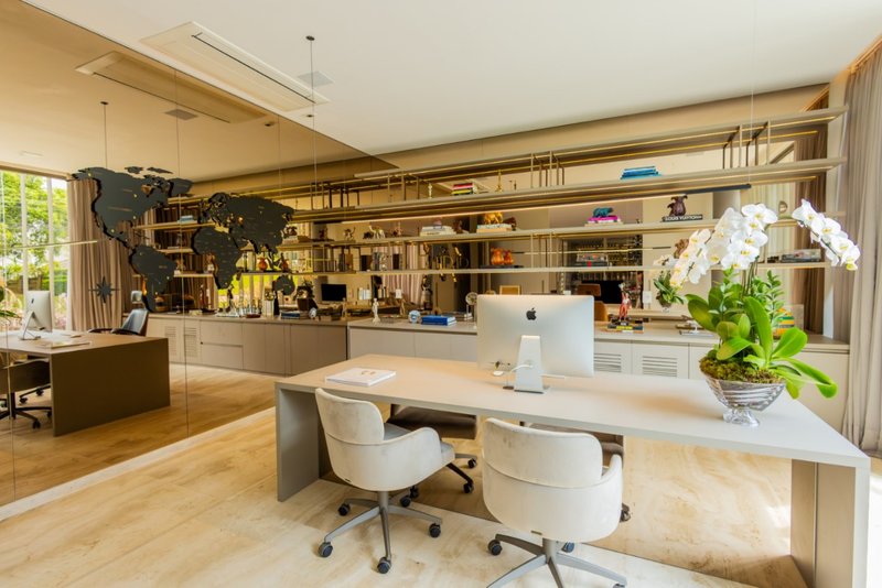 MANSÃO A VENDA EXCLUSIVA ÚNICA - 3.323M² ÁREA CONSTRUÍDA - MOBILIADA E DECORADA ASSINADA! Alameda Seul Santana de Parnaíba - 