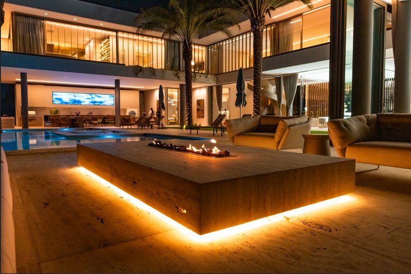 MANSÃO A VENDA EXCLUSIVA ÚNICA - 3.323M² ÁREA CONSTRUÍDA - MOBILIADA E DECORADA ASSINADA! Alameda Seul Santana de Parnaíba - 