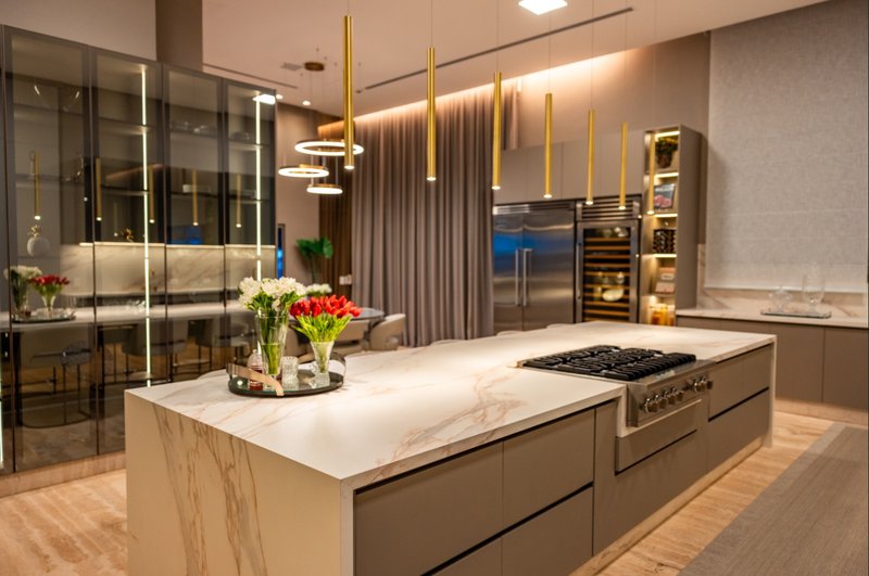 MANSÃO A VENDA EXCLUSIVA ÚNICA - 3.323M² ÁREA CONSTRUÍDA - MOBILIADA E DECORADA ASSINADA! Alameda Seul Santana de Parnaíba - 