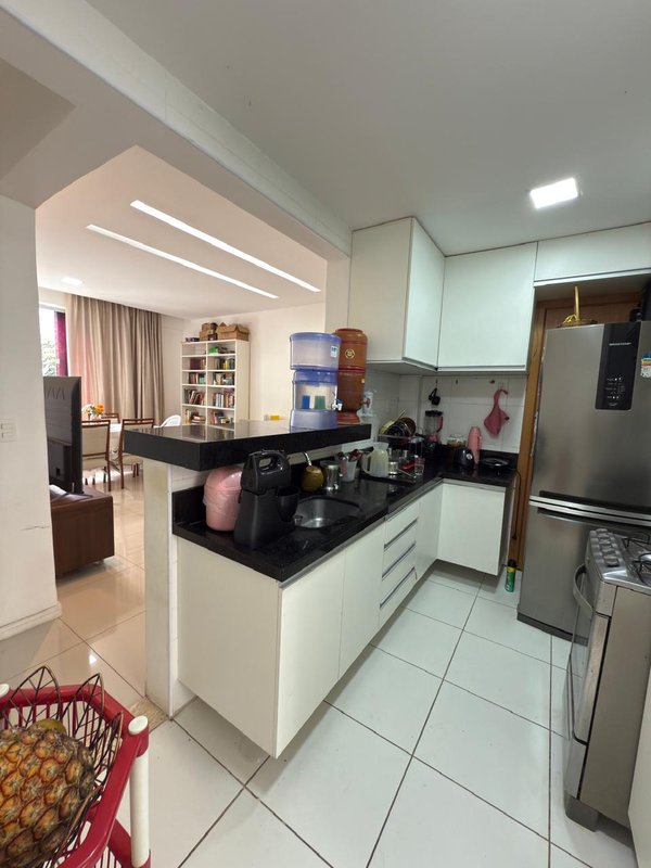 APARTAMENTO 3 QUARTOS SUÍTE CLOSET DEPENDÊNCIA GARAGEM À VENDA NA BARRA! Rua Presidente Kennedy Salvador - 