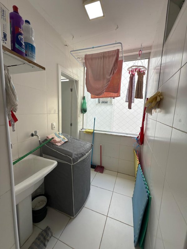 APARTAMENTO 3 QUARTOS SUÍTE CLOSET DEPENDÊNCIA GARAGEM À VENDA NA BARRA! Rua Presidente Kennedy Salvador - 