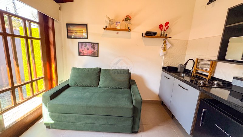 Casa com Flats em Barra do Una – VENDA OU LOCAÇÃO ANUAL  São Sebastião - 