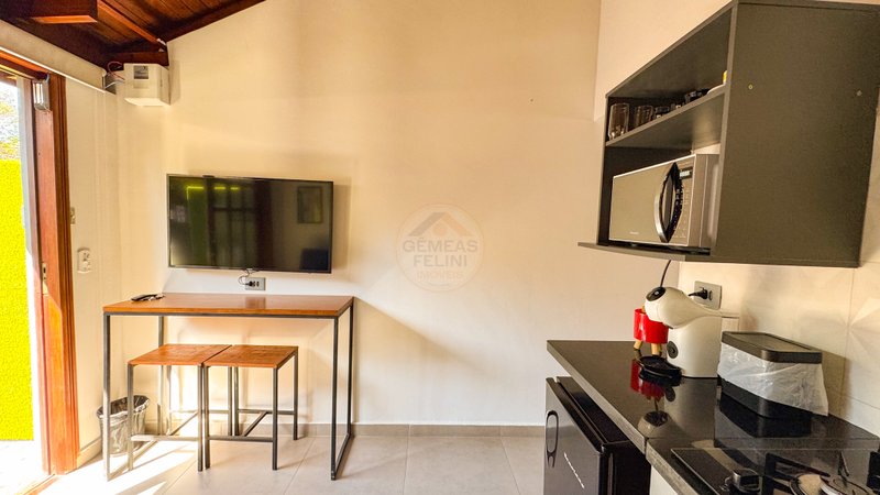 Casa com Flats em Barra do Una – VENDA OU LOCAÇÃO ANUAL  São Sebastião - 