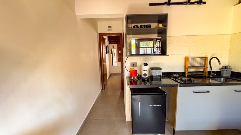 Casa com Flats em Barra do Una – VENDA OU LOCAÇÃO ANUAL  São Sebastião - 