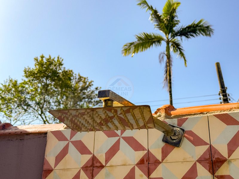 Casa com Flats em Barra do Una – VENDA OU LOCAÇÃO ANUAL  São Sebastião - 