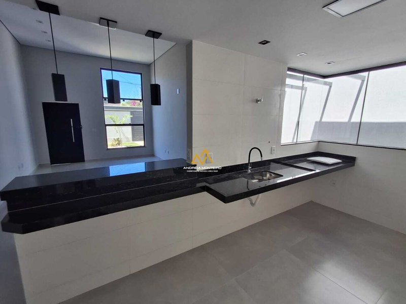 Casa com 3 Quartos, 1 suíte, à venda, 110m² por R$830.000 - JD Atlantico Oeste- Itaipuaçu  Maricá - 