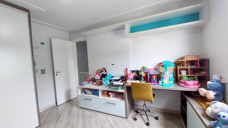 Sobrado Isolado com 178 m² no Prestigiado Condomínio Aromaz – São Bernardo do Campo Rua Miro Vetorazzo São Bernardo do Campo - 