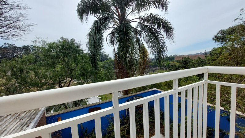Sobrado Isolado com 178 m² no Prestigiado Condomínio Aromaz – São Bernardo do Campo Rua Miro Vetorazzo São Bernardo do Campo - 