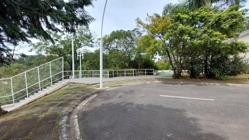 Sobrado Isolado com 178 m² no Prestigiado Condomínio Aromaz – São Bernardo do Campo Rua Miro Vetorazzo São Bernardo do Campo - 