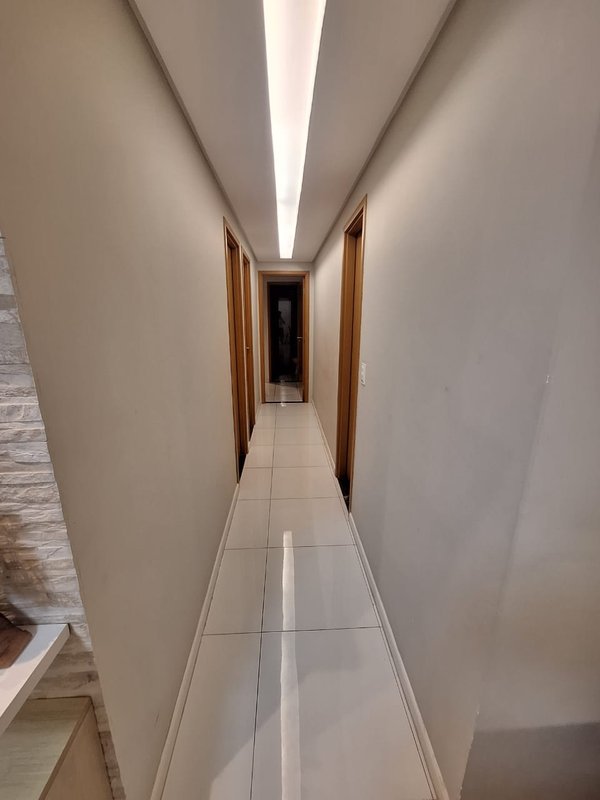 Apartamento à venda com 3 quartos sendo uma suíte, 84m² área útil por R$ 780.000,00 Rua Nogueira de Souza Recife - 