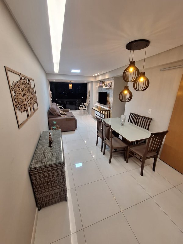 Apartamento à venda com 3 quartos sendo uma suíte, 84m² área útil por R$ 780.000,00 Rua Nogueira de Souza Recife - 