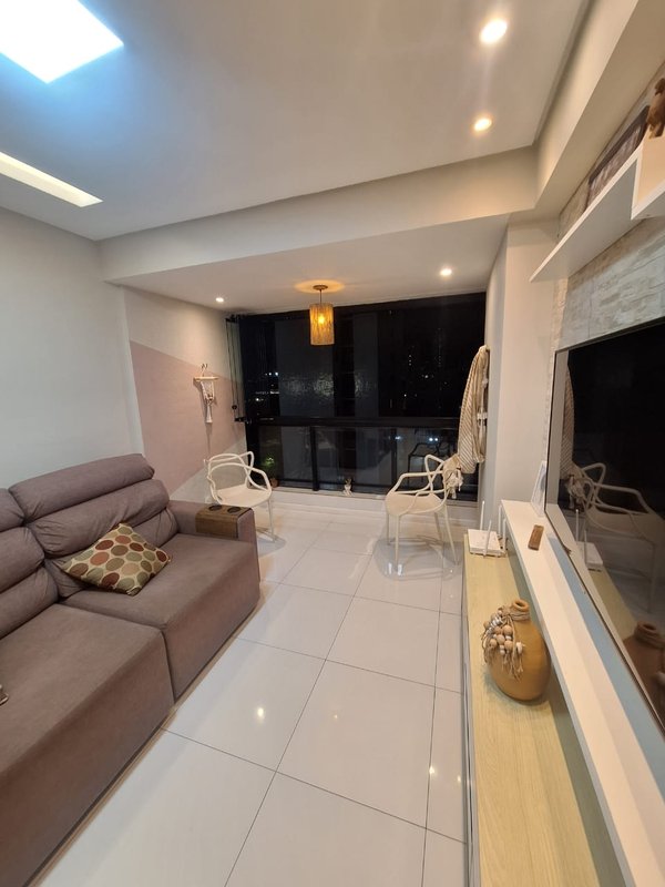 Apartamento à venda com 3 quartos sendo uma suíte, 84m² área útil por R$ 780.000,00 Rua Nogueira de Souza Recife - 