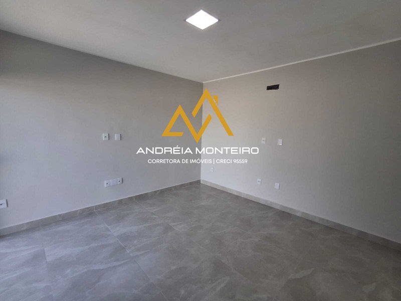 Casa com 3 dormitórios à venda, 144 m² por R$1.150.000,00 - Cajueiros (Itaipuaçu) - Maricá  Maricá - 