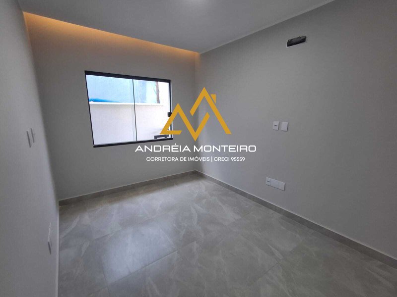 Casa com 3 dormitórios à venda, 144 m² por R$1.150.000,00 - Cajueiros (Itaipuaçu) - Maricá  Maricá - 