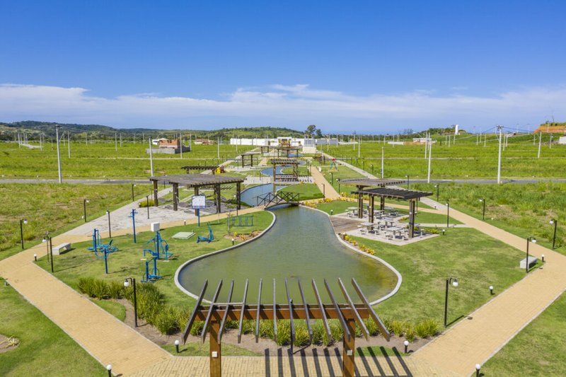 Terreno plano em condomínio de alto padrão - 441m2 - Condomínio Solaris- R$ 210.000,00 Estrada dos Cajueiros Maricá - 