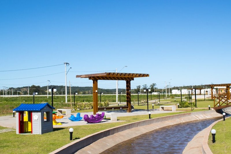 Terreno plano em condomínio de alto padrão - 441m2 - Condomínio Solaris- R$ 210.000,00 Estrada dos Cajueiros Maricá - 