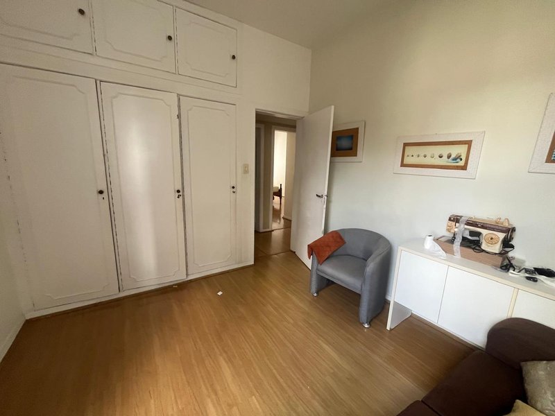 APARTAMENTO 3 QUARTOS 2 SANITÁRIOS SOCIAIS DEPENDÊNCIA GARAGEM À VENDA NA GRAÇA! Av Euclides da Cunha Salvador - 